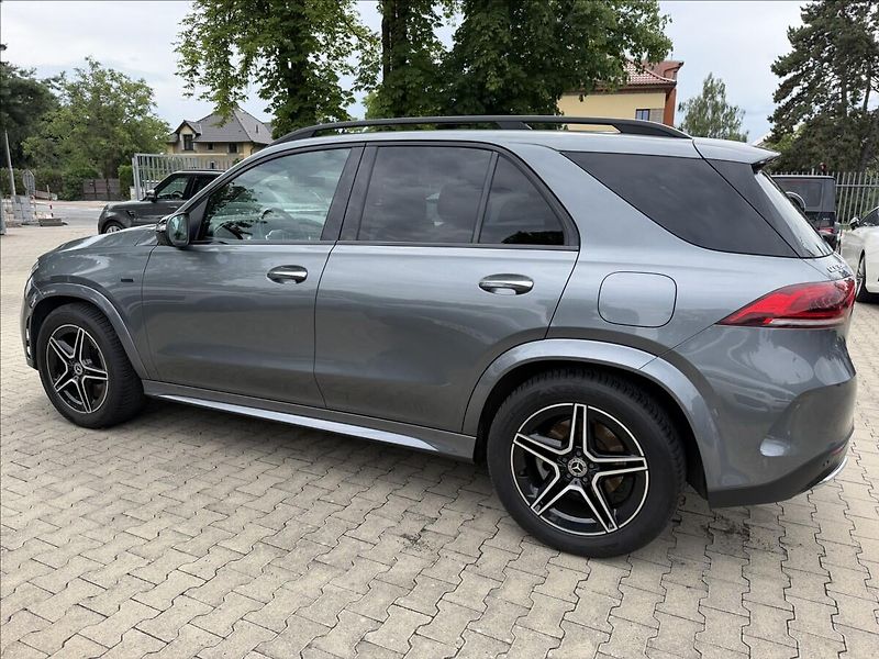 Mercedes-Benz GLE 350de AMG 4Matic Vzduch - fotka 7 z 33