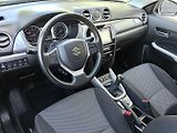 Suzuki Vitara (2015) 1.6 VVT 4x4! Kamera! 2sady kol - náhled 12