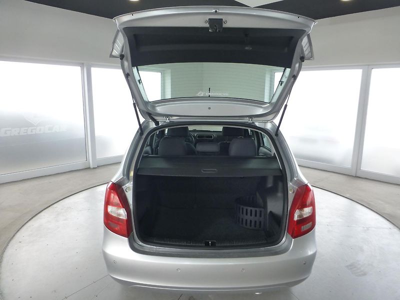 Škoda Fabia (2009) 1,6I-77KW*PARK.S**AC**VYHŘ.SED - fotka 21 z 25