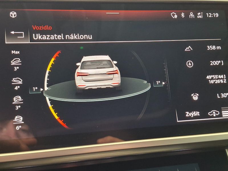 Audi A6 Allroad (2021) 50TDI 210kW 8A QUATTRO - fotka 24 z 47