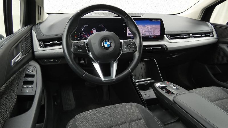 BMW Řada 2 218i Active Tourer aut. - fotka 5 z 24