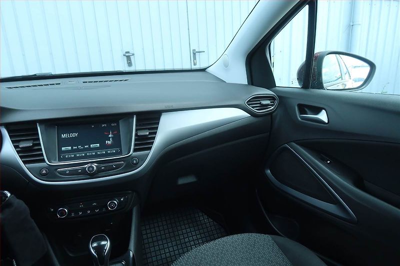 Opel Crossland X (2019) Enjoy 1.2 Turbo, Automat - fotka 8 z 19