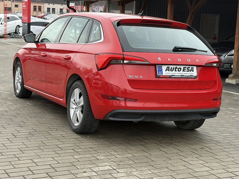 Škoda Scala (2019) 1.6 TDi, Ambition, DSG, LED - fotka 4 z 19