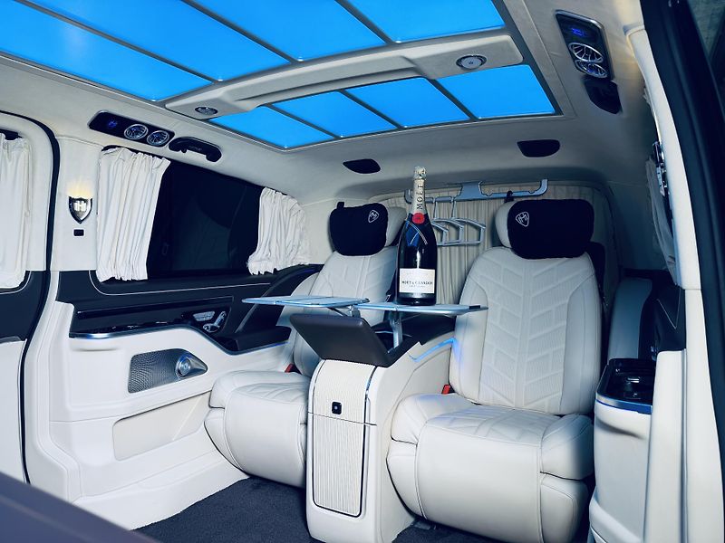 Mercedes-Benz Třídy V (2025) 300d*MAYBACH* - fotka 40 z 50