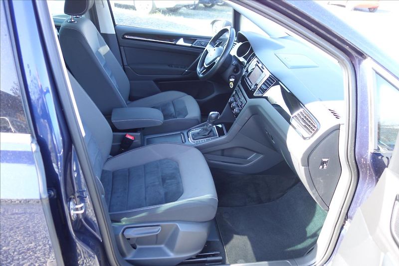 Volkswagen Golf Sportsvan 1,4 TSi 110KW,ČR,HIGHLINE,DSG. - fotka 13 z 51