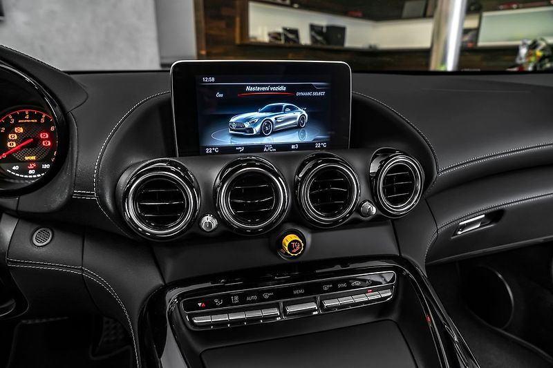 Mercedes-Benz AMG GT Keramiky, performance, kamera - fotka 21 z 27