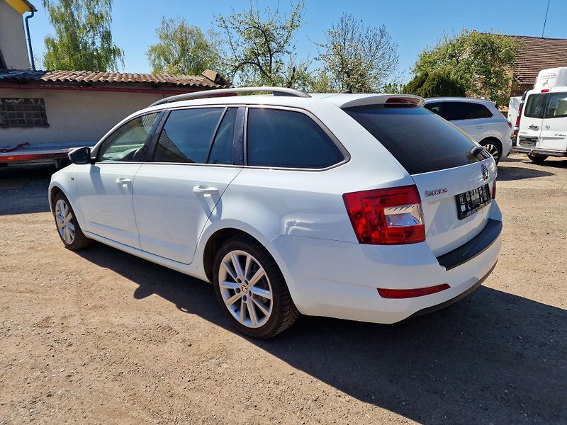 Škoda Octavia 1,6TDI 81KW JOY NAVI - fotka 6 z 19