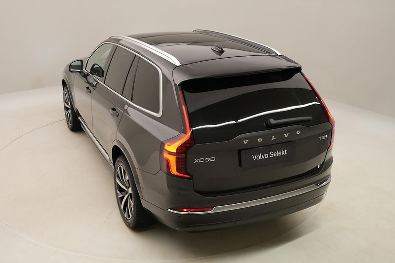 Volvo XC90 T8 AWD RECHARGE ULT REZERVACE - fotka 18 z 68