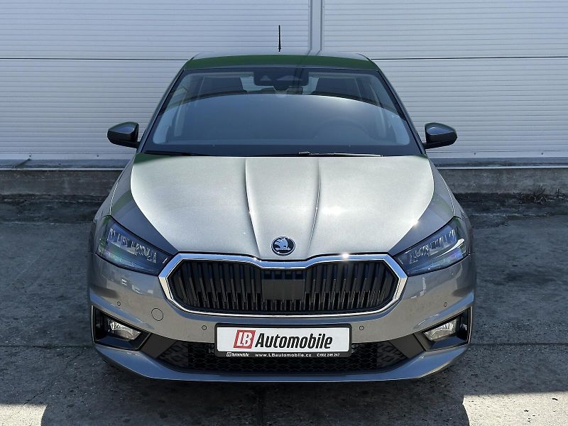 Škoda Fabia 1.0TSi DSG 116PS LED V.Cockpit - fotka 2 z 31
