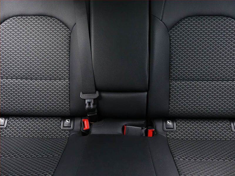 Kia XCeed (2023) 1.5 T-GDI - fotka 8 z 21