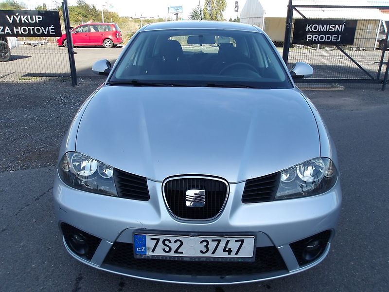 Seat Ibiza 1,2i ČR  2xKOLA ! NOVÁ STK ! - fotka 7 z 32