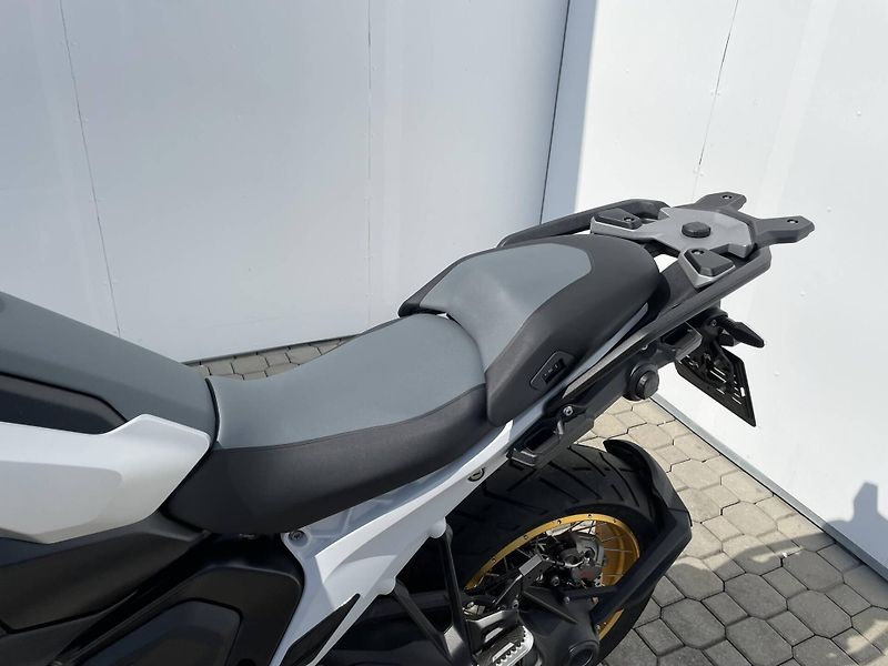 BMW (2026) R 1300 GS - fotka 9 z 12