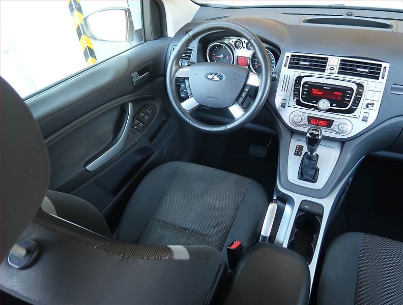 Ford Kuga (2012) 2.0 TDCi, 4X4, Automat - fotka 7 z 18