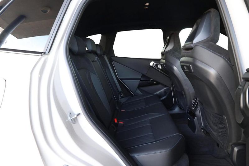 BMW X3 xDrive20d - fotka 9 z 31