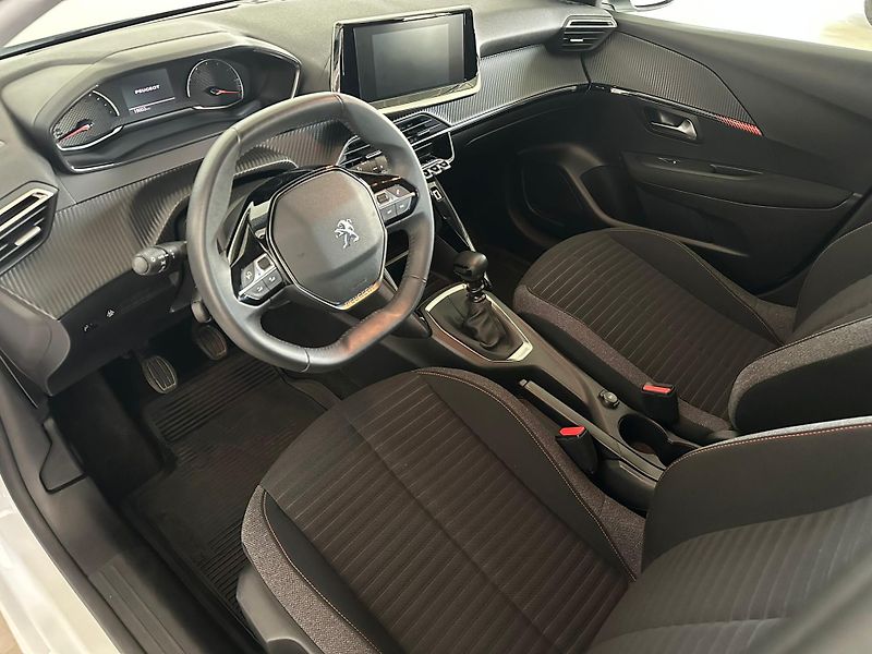 Peugeot 208 1,2 74kW, 1.majitel ČR, LED - fotka 7 z 19
