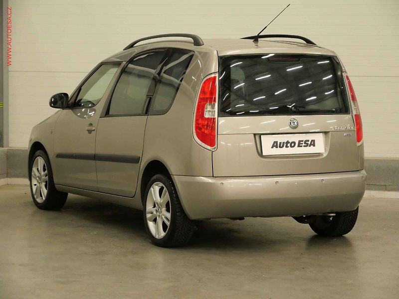 Škoda Roomster (2006) 1.4i, Panor, AC - fotka 6 z 19