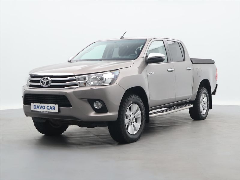Toyota Hilux 2,4 D-4D 110kW Automat Tažné - fotka 3 z 28