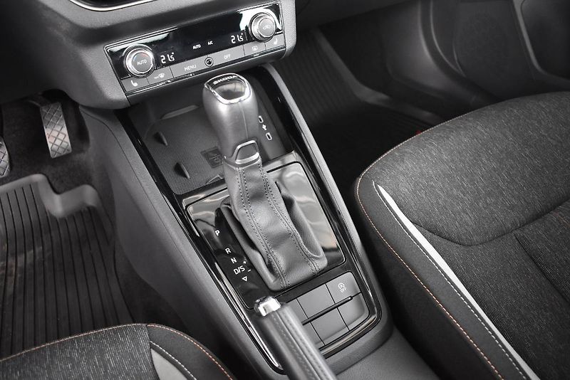 Škoda Scala (2020) 1.5TSI 110kW DSG, LED - fotka 22 z 24