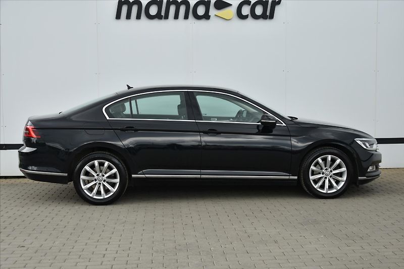 Volkswagen Passat 2.0TDi 110kW DSG LED HIGHLINE - fotka 8 z 27