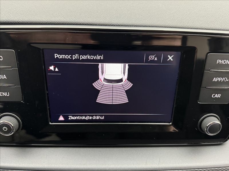 Škoda Kamiq 1,0 DSG AC LED VÝHŘEV SENZORY - fotka 22 z 36