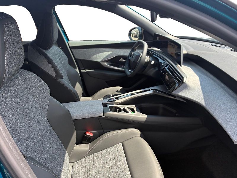 Peugeot 5008 (2026) BUSINESS Hybrid 145 e-DCS - fotka 14 z 14