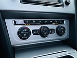Volkswagen Passat 2.0TDI AUTOMAT VÝHŘEV SERVISKA - náhled 46