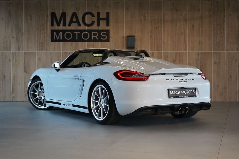 Porsche Boxster Spyder, Burmester, PDLS,Manuál - fotka 12 z 50