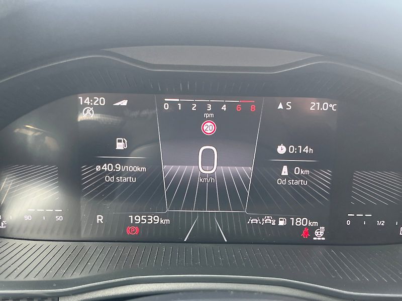 Škoda Kamiq (2025) Monte Carlo 1,0TSI / 85kW A7F - fotka 17 z 35