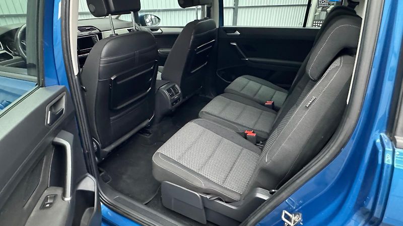 Volkswagen Touran (2016) 2.0TDI 110KW - fotka 6 z 25