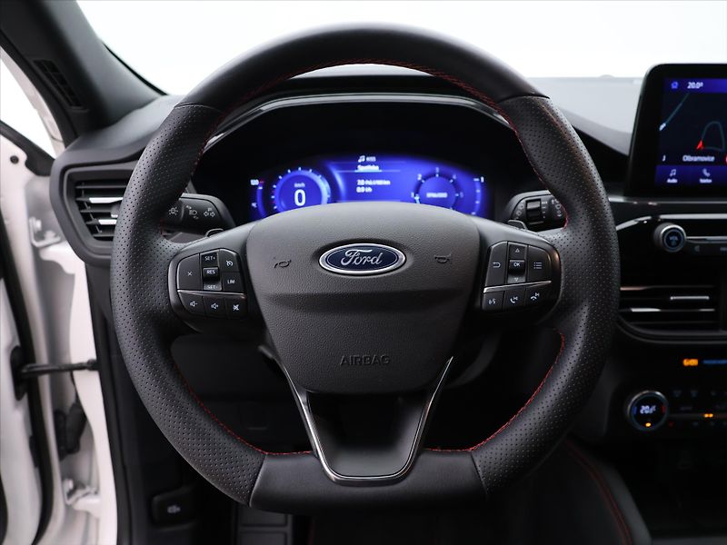 Ford Kuga 2,0 TDCi 140kW AWD ST Line X C - fotka 17 z 34