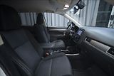 Mitsubishi Outlander 2,0 MIVEC AWD AT INTENSE ČR - náhled 8