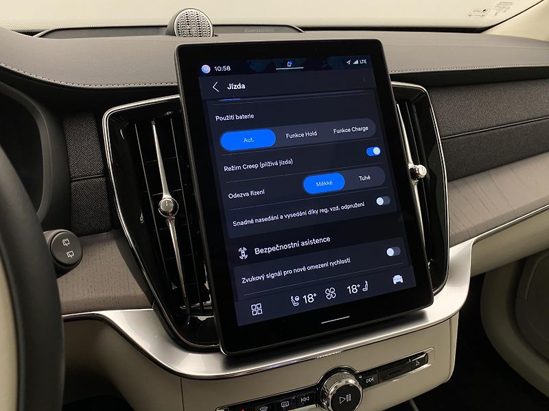 Volvo XC90 T8 AWD RECHARGE ULTRA BRIGHT - fotka 52 z 72