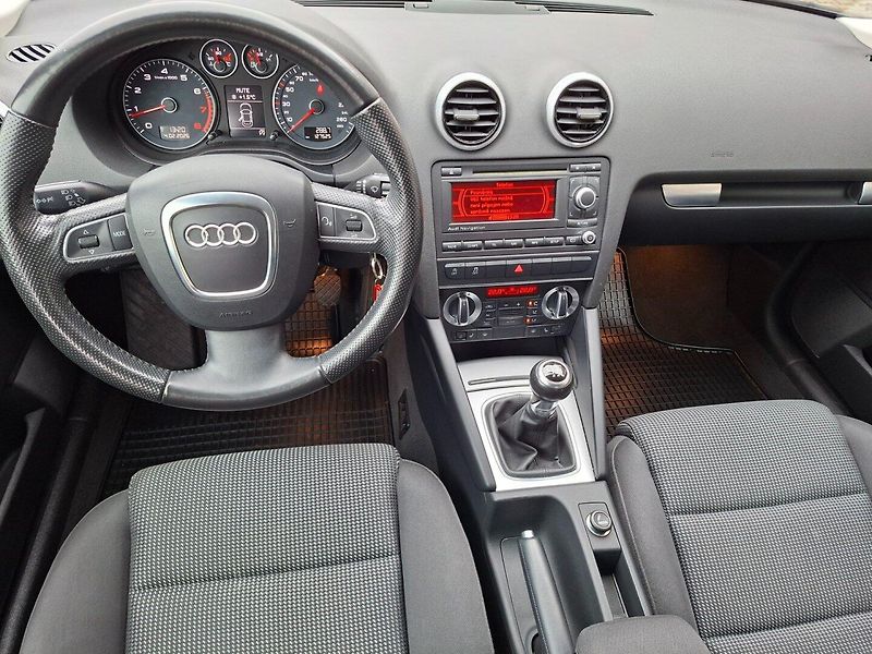 Audi A3 (2010) 1.2TFSI 77kW 6MAN -TAŽ.ZAŘ. - fotka 13 z 48