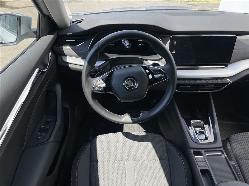 Škoda Octavia 1,4 TSI DSG Style Plus ACC  iV - fotka 7 z 24