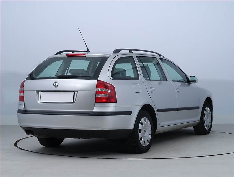 Škoda Octavia (2005) 1.9 TDI, po STK, jezdí výborně - fotka 5 z 13