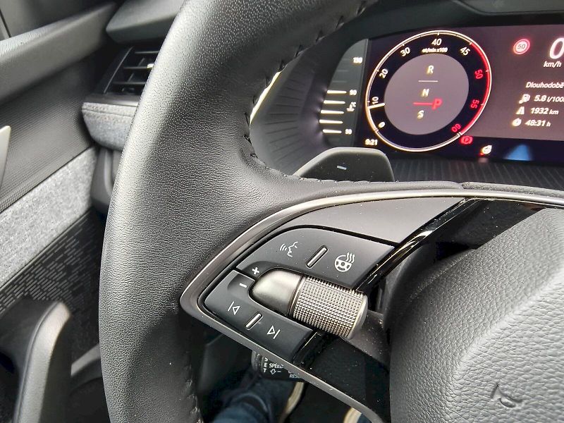 Škoda Octavia (2024) OCT.COMBI TOP SELECTION 2,0 TD - fotka 7 z 42