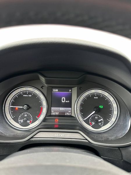 Škoda Octavia (2018) III FL SCOUT 2.0 TDI 135kW 4x4 - fotka 21 z 34
