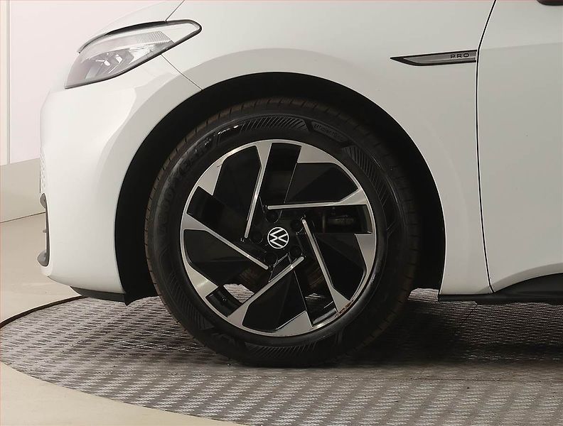 Volkswagen ID.3 (2022) Pro Perf. (62 kWh), SoH 90% - fotka 15 z 28