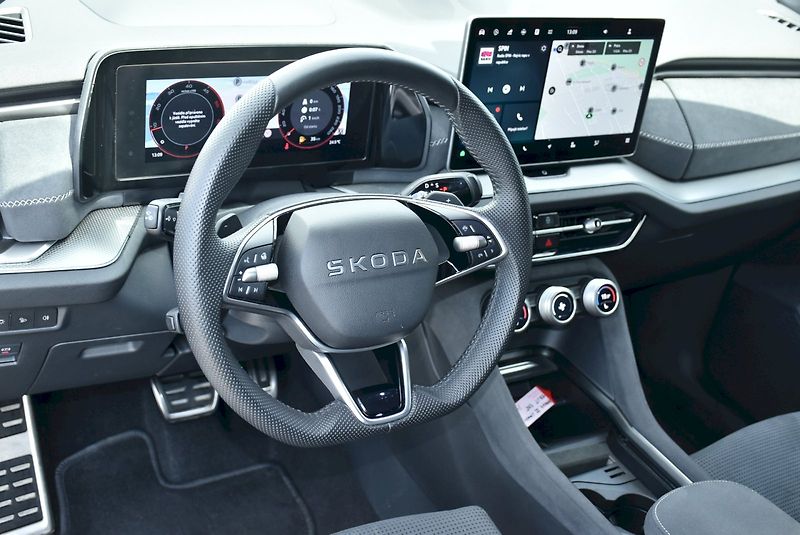 Škoda Kodiaq (2025) SPORTLINE 2.0 TDI 142kW 4x4 DS - fotka 11 z 35