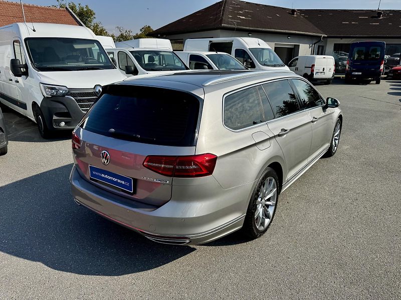 Volkswagen Passat (2017) R-line 2.0 TDI 110 KW DSG - CZ - fotka 6 z 25