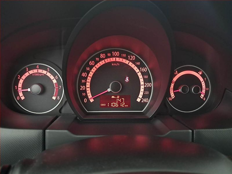 Kia Ceed (2011) 1.6 CVVT, Tempomat - fotka 11 z 14