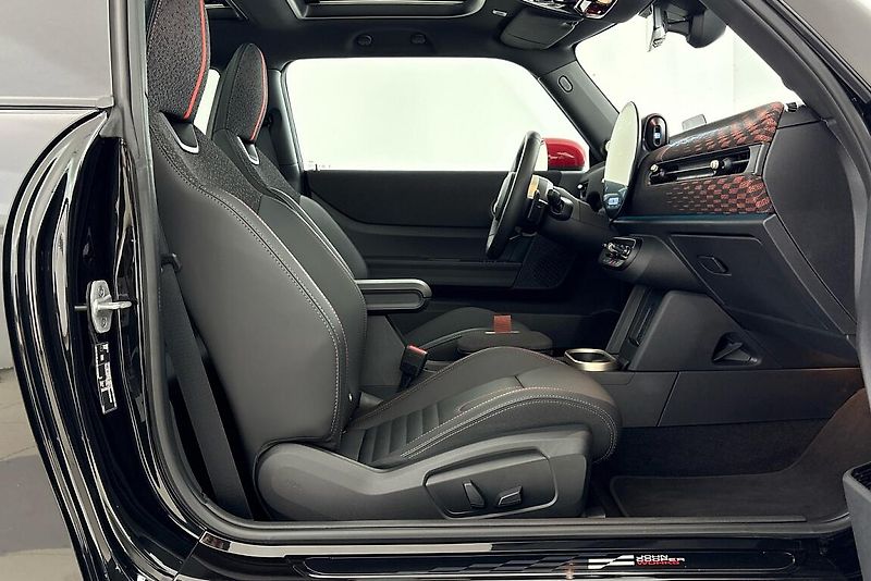 Mini JCW Coutryman ALL4 3dvéř. John Cooper Works - fotka 10 z 21
