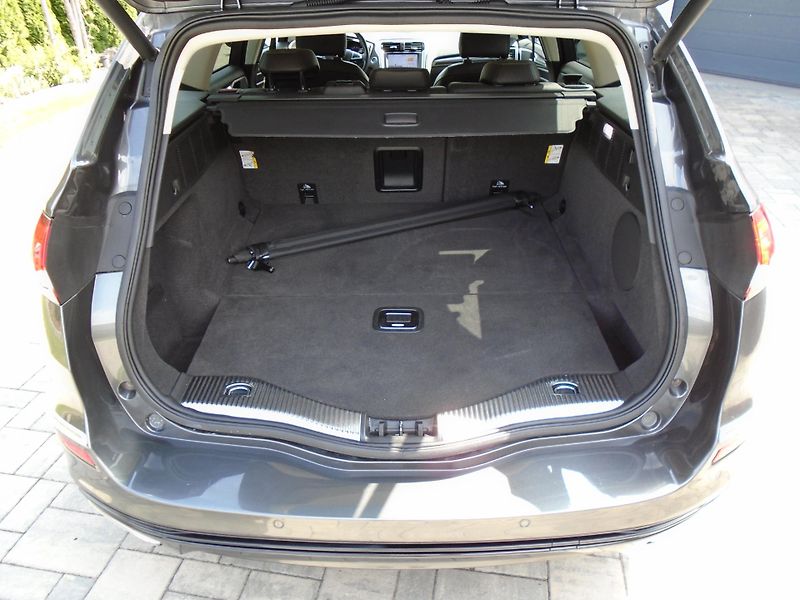 Ford Mondeo 2.0EcoBlue 140kW 8AT Vignale  - fotka 32 z 45