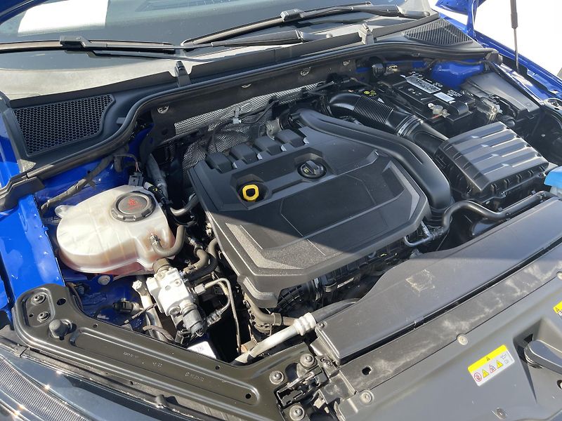 Škoda Octavia 1.5TSi DSG NEHAVAROVÁNO-DPH-ČR - fotka 38 z 46