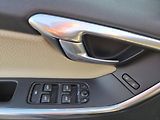 Volvo XC60 (2013) 2,4D 4X4 AUTOMAT splátky VŠEM! - náhled 10