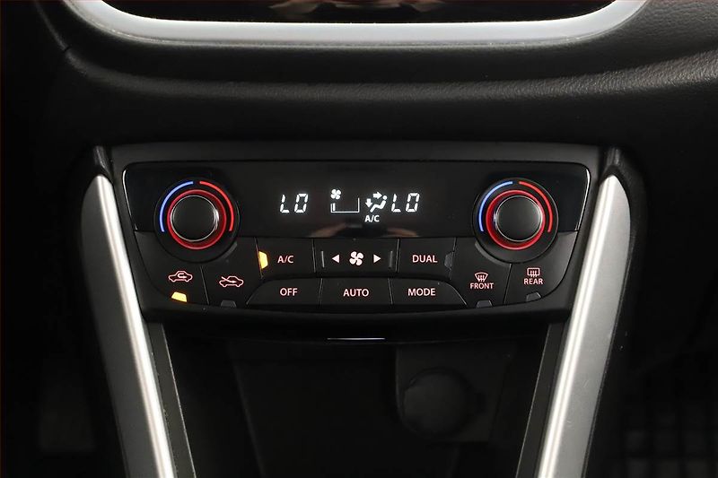 Suzuki SX4 S-Cross (2018) Premium 1.4 BoosterJet, 4X4 - fotka 16 z 23