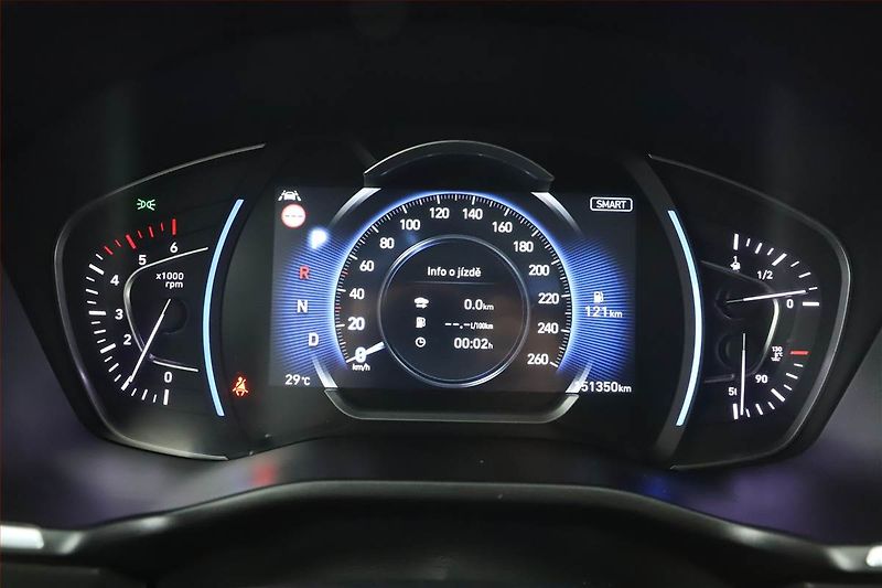 Hyundai Santa Fe (2020) 2.2 CRDi - fotka 9 z 19