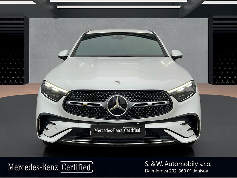 Mercedes-Benz GLC 300 de 4MATIC kupé - fotka 2 z 29