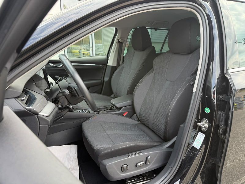 Škoda Octavia Style 2.0 TDI 110kW DSG Combi - fotka 8 z 27