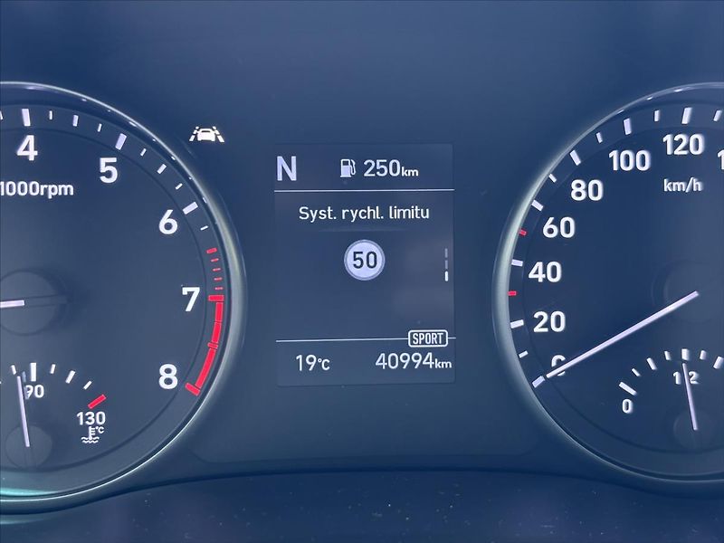 Hyundai i30 1,5 TGDi 118kW Smart ZÁRUKA - fotka 42 z 45